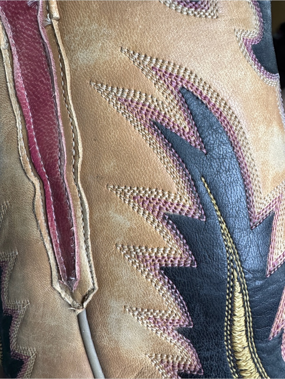 Rare Lucchese Tan and Black Leather Cowboy Boots - Picture 9 of 10